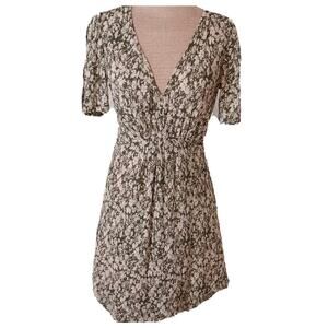 MNGO, Womens Dress, Size 2 Floral Ditsy Green Summer Packable Short Sleeve